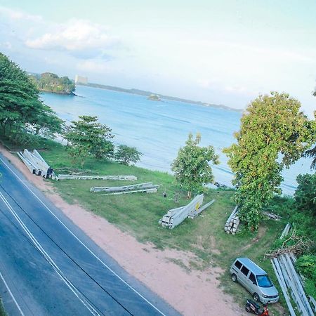 Htn Bay Resort ウェリガマ エクステリア 写真